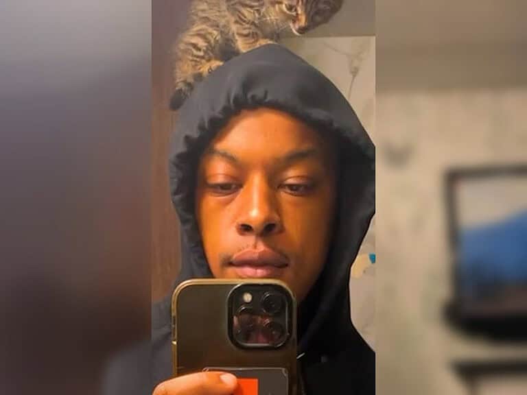 Verlassenes Kätzchen verwandelt einsamen Rapper in fürsorglichen Tierfreund